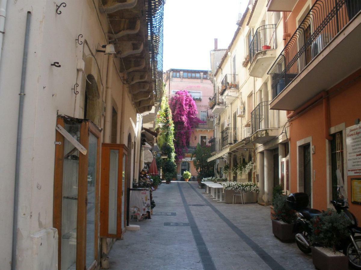 Belvedere House Taormina Exterior photo